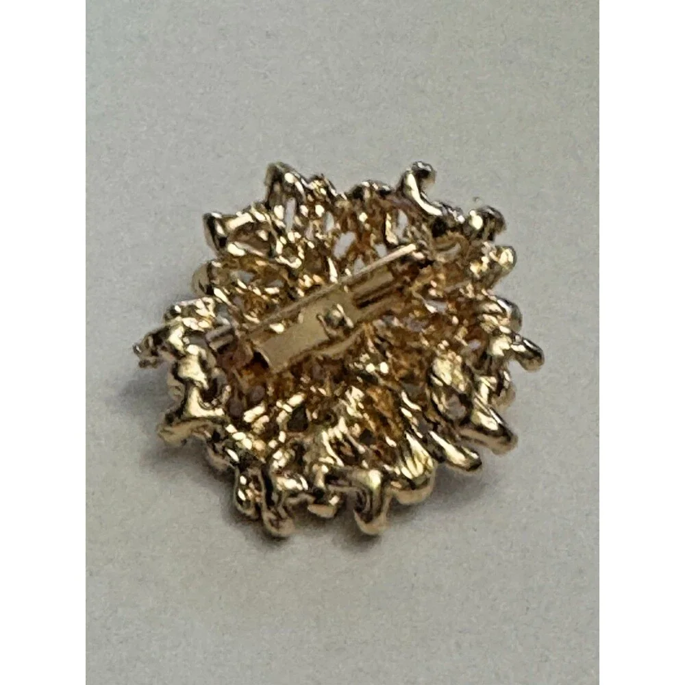 Modern Gold Tone Rhinestone Flower Brooch 1 Inch